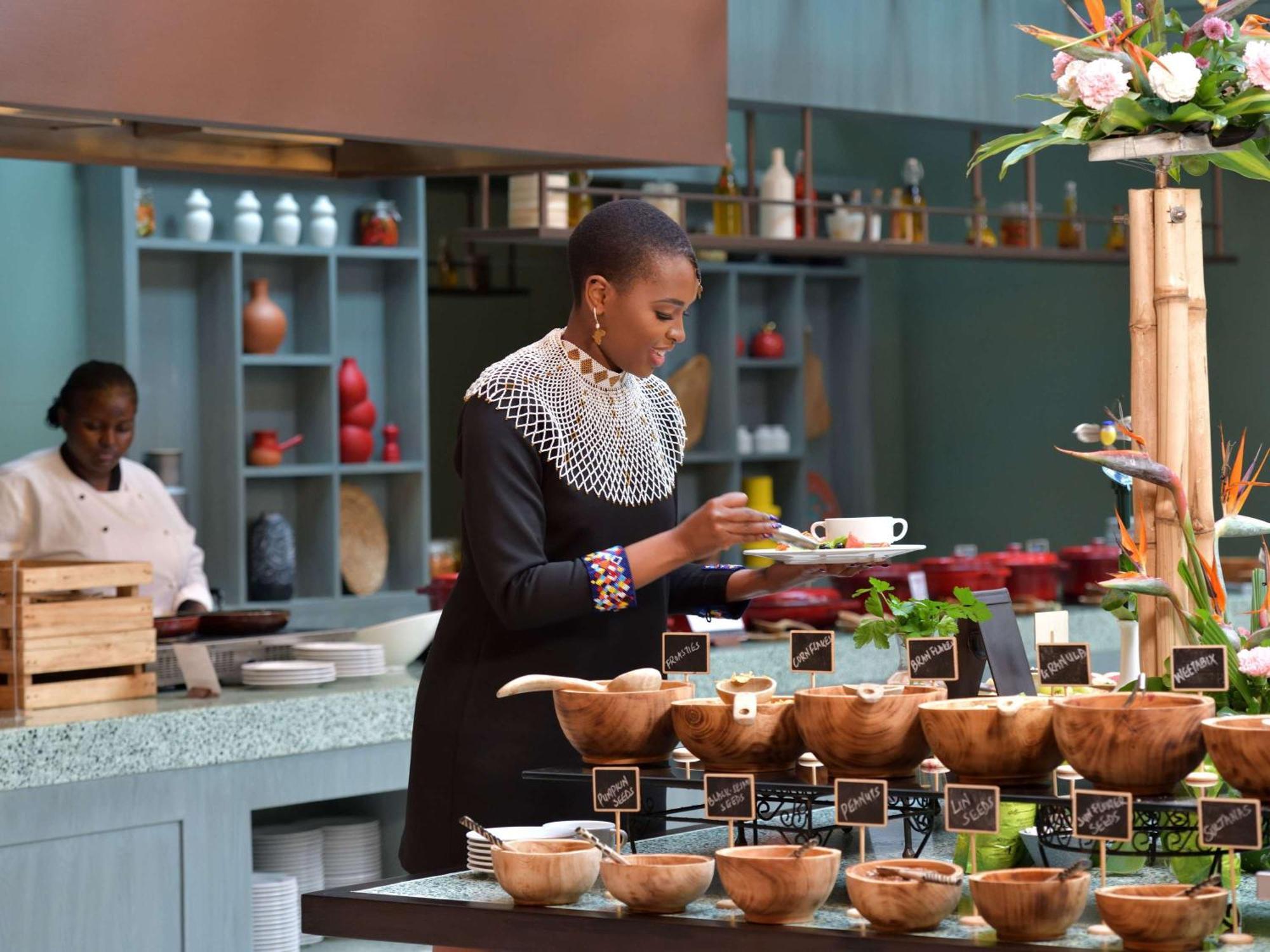 Pullman Nairobi Upper Hill Hotel Екстериор снимка