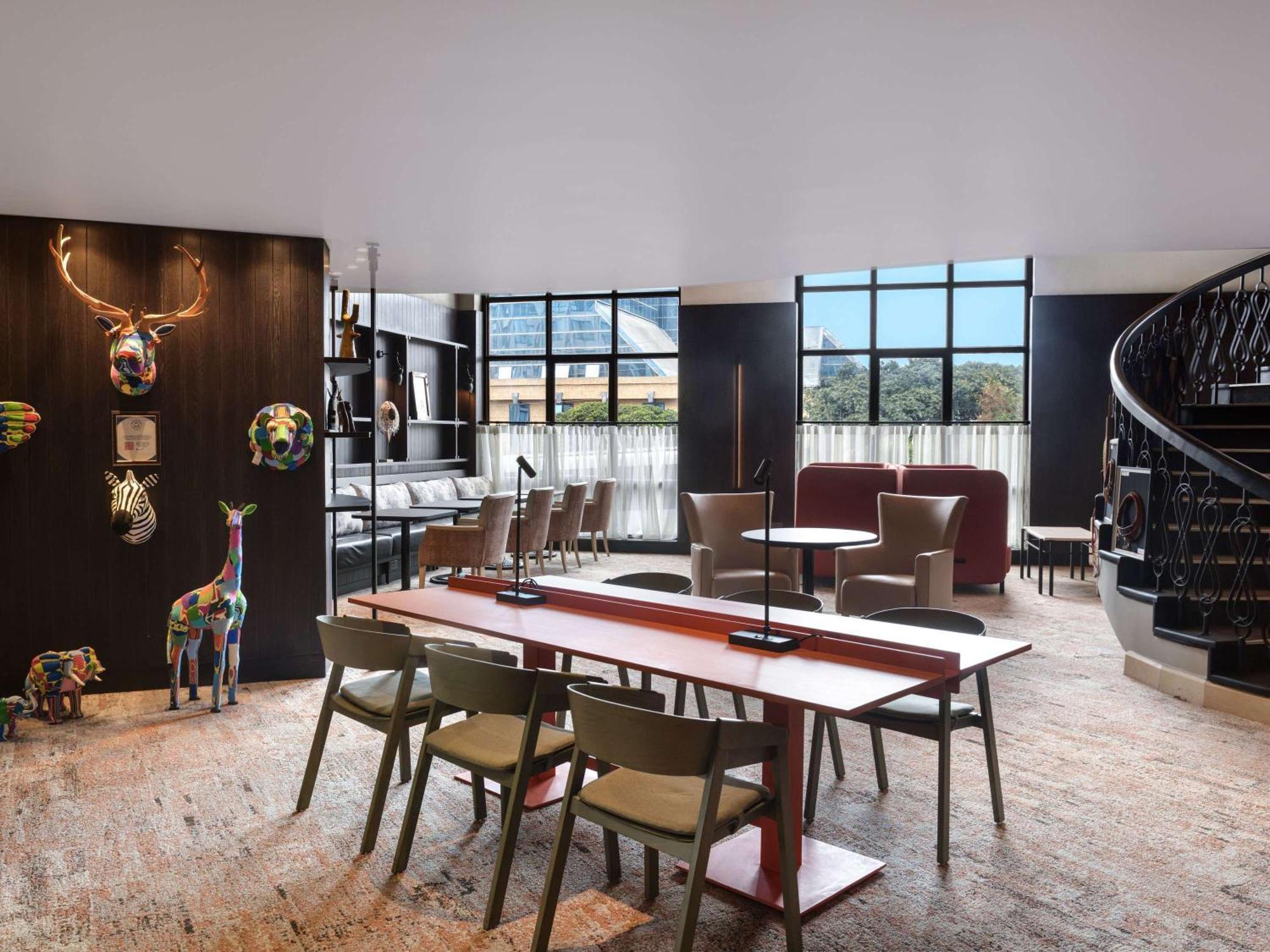 Pullman Nairobi Upper Hill Hotel Екстериор снимка