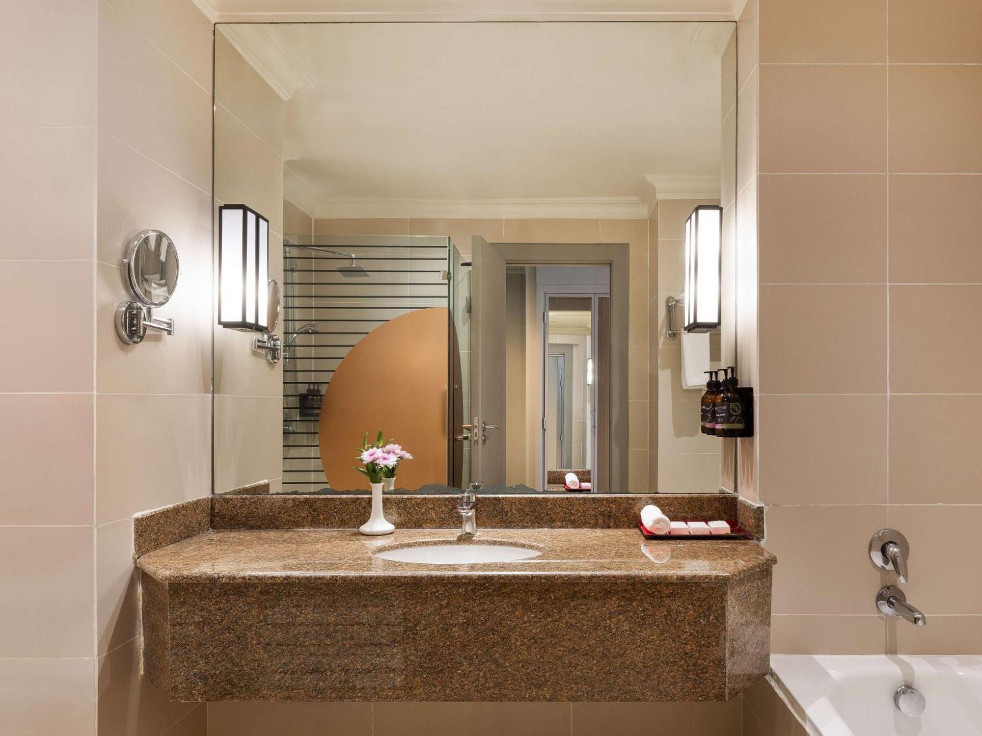 Pullman Nairobi Upper Hill Hotel Екстериор снимка